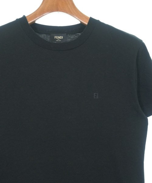 FENDI เสื้อยืด/เสื้อท็อปส์