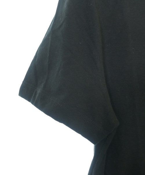 FENDI เสื้อยืด/เสื้อท็อปส์