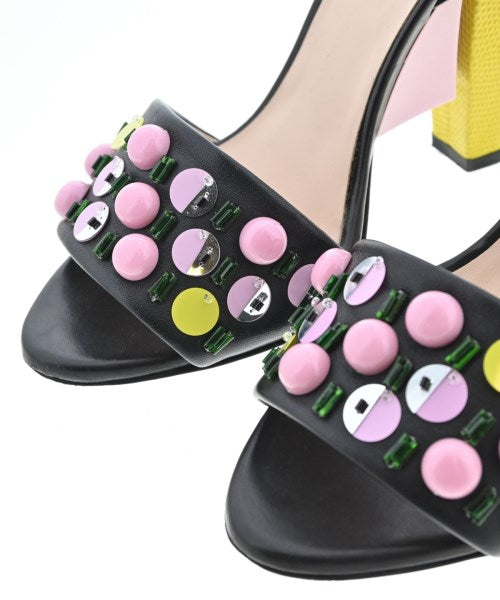 FENDI รองเท้าแตะ