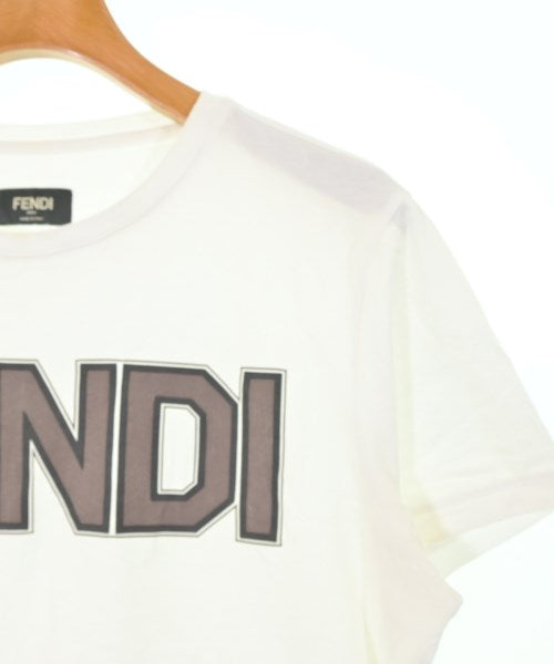 FENDI เสื้อยืด/เสื้อท็อปส์