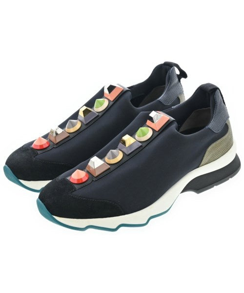 FENDI รองเท้าผ้าใบ