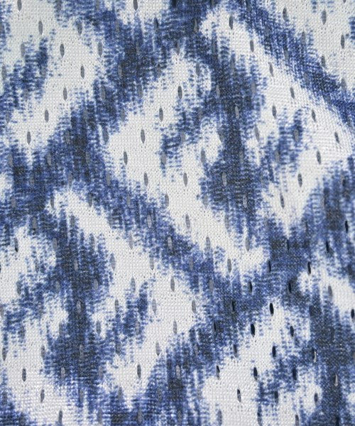 FENDI เสื้อยืด/เสื้อท็อปส์