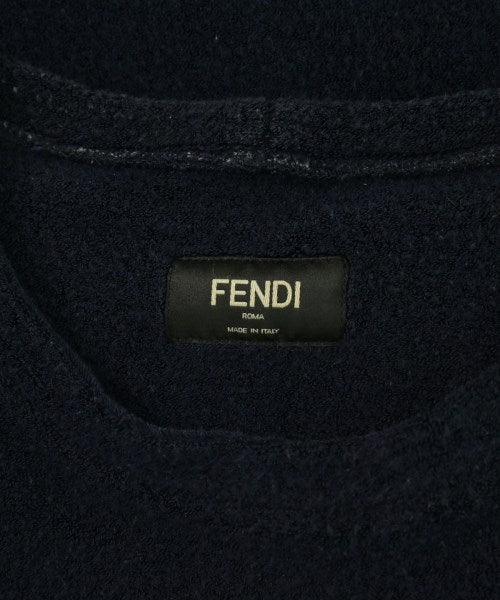 FENDI เสื้อยืด/เสื้อท็อปส์