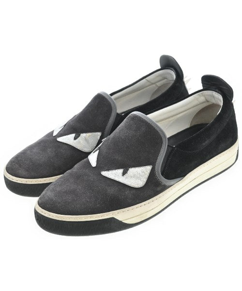 FENDI รองเท้าผ้าใบ