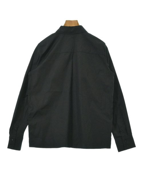 FENDI เสื้อลำลอง