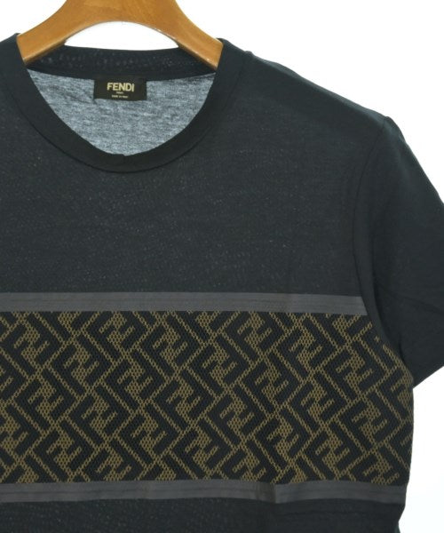 FENDI เสื้อยืด/เสื้อท็อปส์