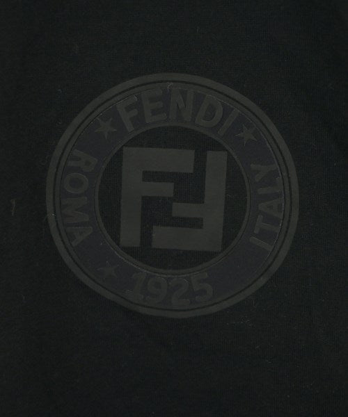 FENDI เสื้อยืด/เสื้อท็อปส์
