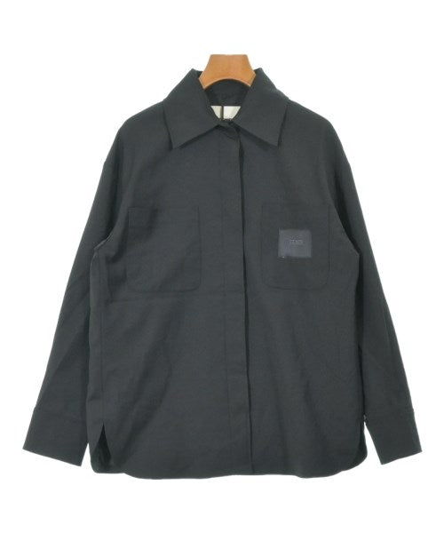 FENDI เสื้อลำลอง