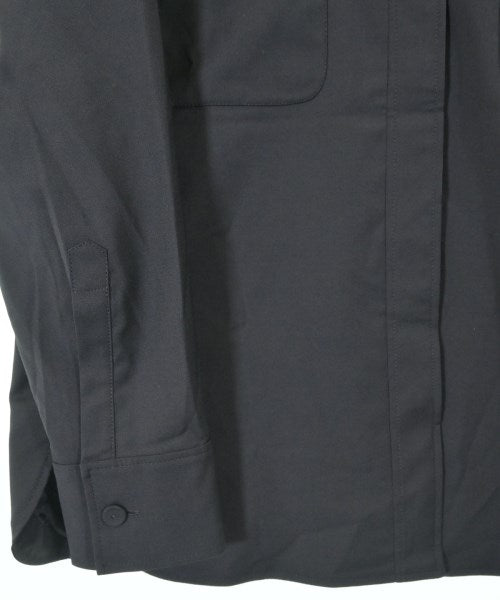 FENDI เสื้อลำลอง