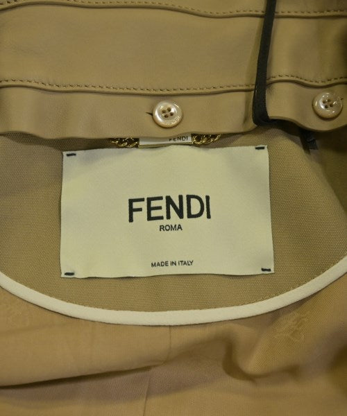 FENDI เสื้อกันฝน