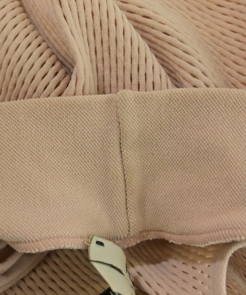 FENDI เสื้อยืด/เสื้อท็อปส์