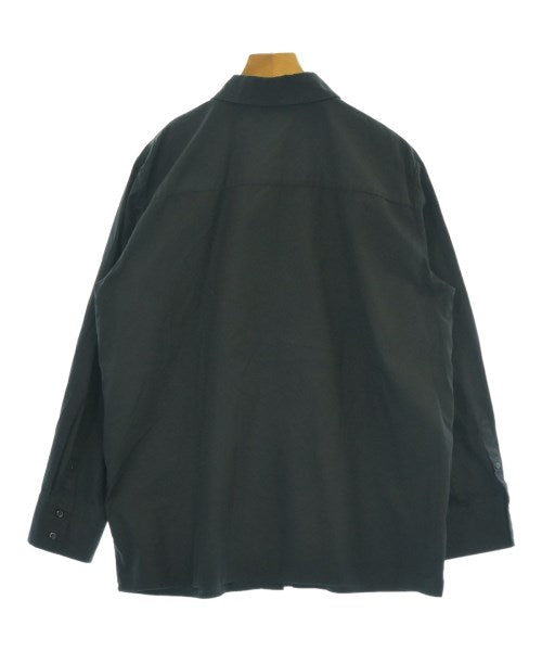 FENDI เสื้อลำลอง