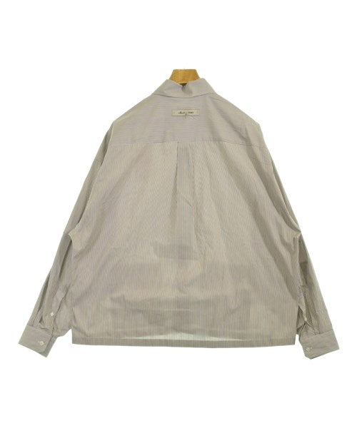 FENDI เสื้อลำลอง