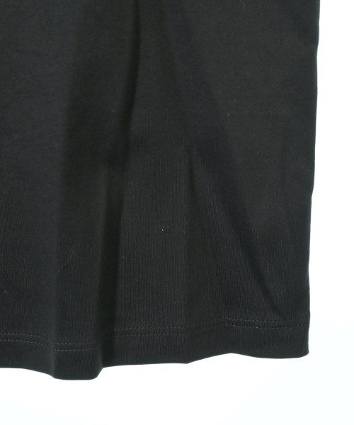 FENDI เสื้อยืด/เสื้อท็อปส์