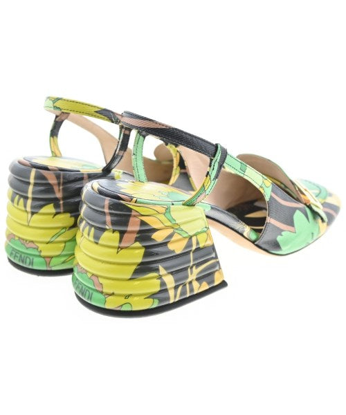 FENDI รองเท้าแตะ