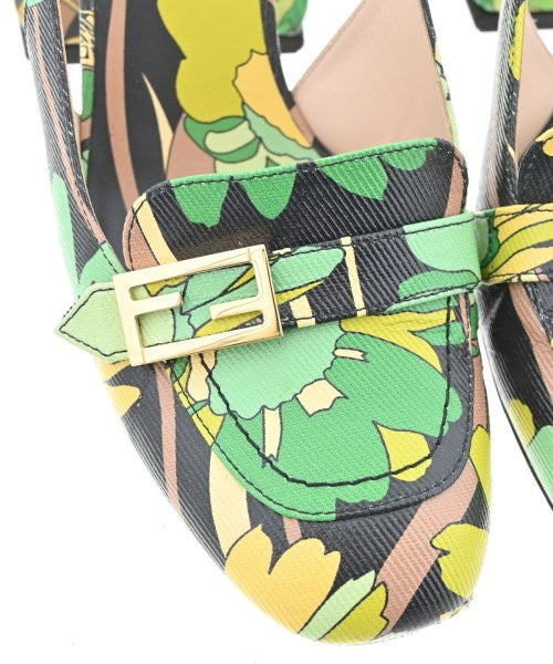 FENDI รองเท้าแตะ