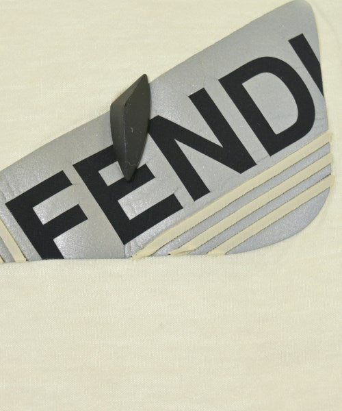 FENDI เสื้อยืด/เสื้อท็อปส์