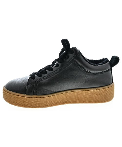 BOTTEGA VENETA รองเท้าผ้าใบ
