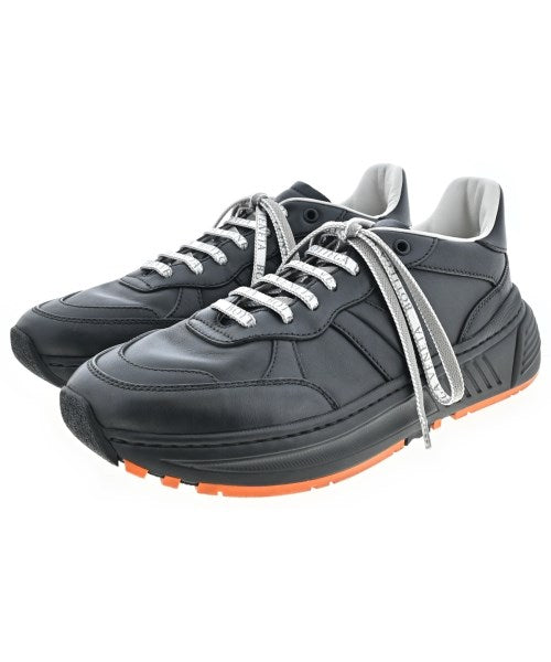 BOTTEGA VENETA รองเท้าผ้าใบ