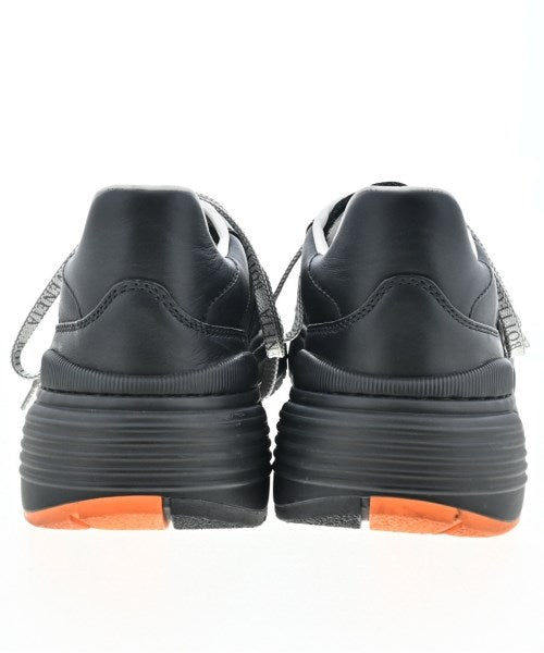 BOTTEGA VENETA รองเท้าผ้าใบ