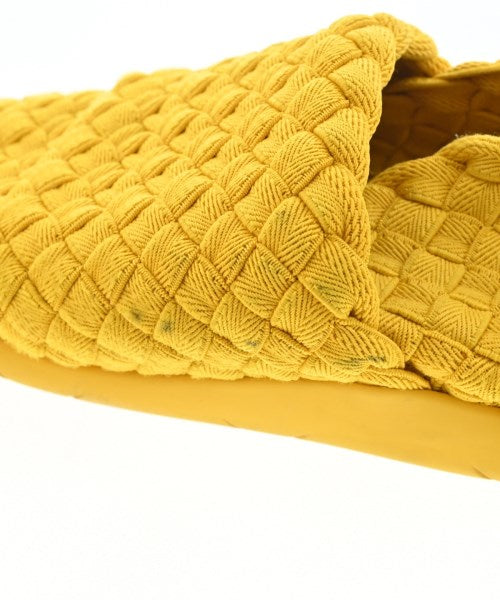 BOTTEGA VENETA รองเท้าผ้าใบ