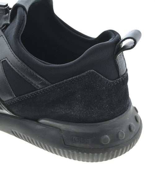 TOD'S รองเท้าผ้าใบ