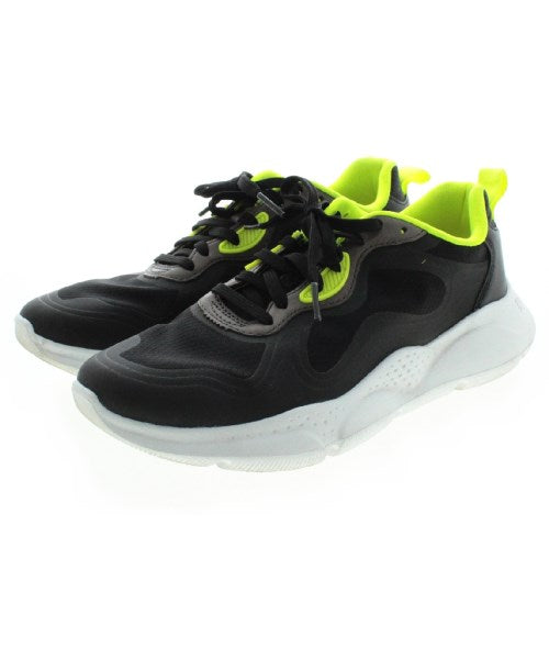 COLE HAAN รองเท้าผ้าใบ