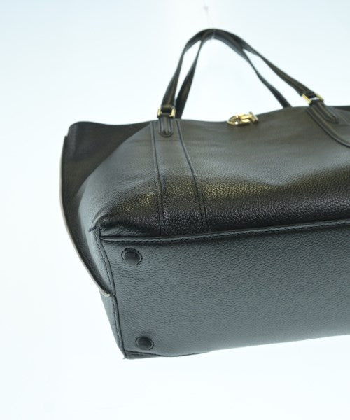COLE HAAN กระเป๋าสะพาย