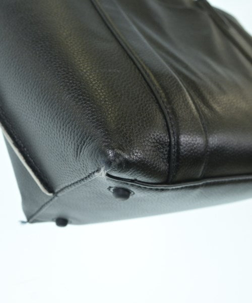 COLE HAAN กระเป๋าสะพาย