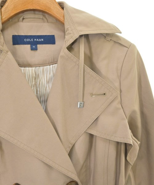 COLE HAAN เสื้อกันฝน