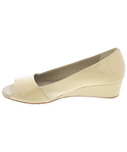 COLE HAAN รองเท้าส้นสูง