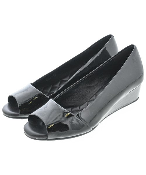 COLE HAAN รองเท้าแตะ