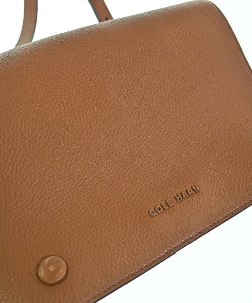 COLE HAAN คลัตช์