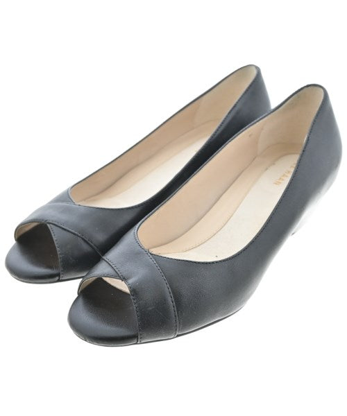 COLE HAAN รองเท้าแตะ