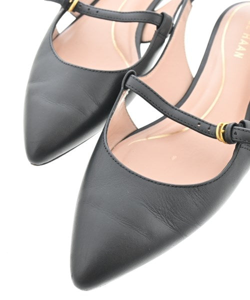 COLE HAAN รองเท้าแตะ
