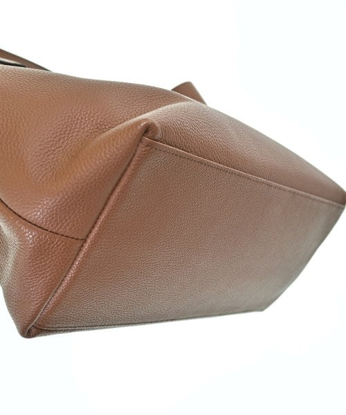 COLE HAAN กระเป๋าถือขนาดใหญ่