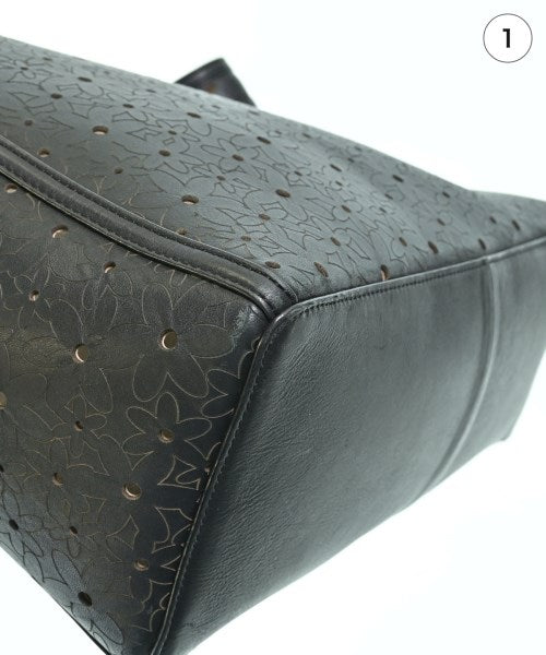 COLE HAAN กระเป๋าถือขนาดใหญ่