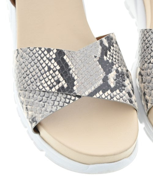 COLE HAAN รองเท้าแตะ