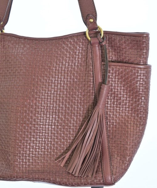 COLE HAAN กระเป๋าถือขนาดใหญ่