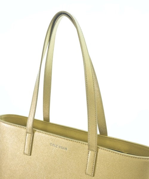 COLE HAAN กระเป๋าถือขนาดใหญ่