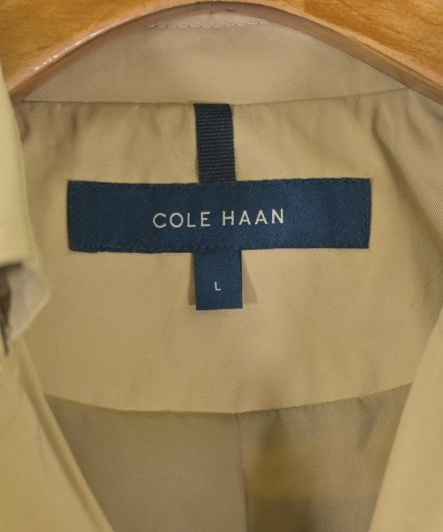 COLE HAAN เสื้อกันฝน