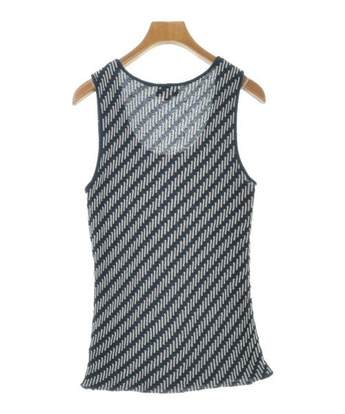 GIORGIO ARMANI เสื้อแขนกุด
