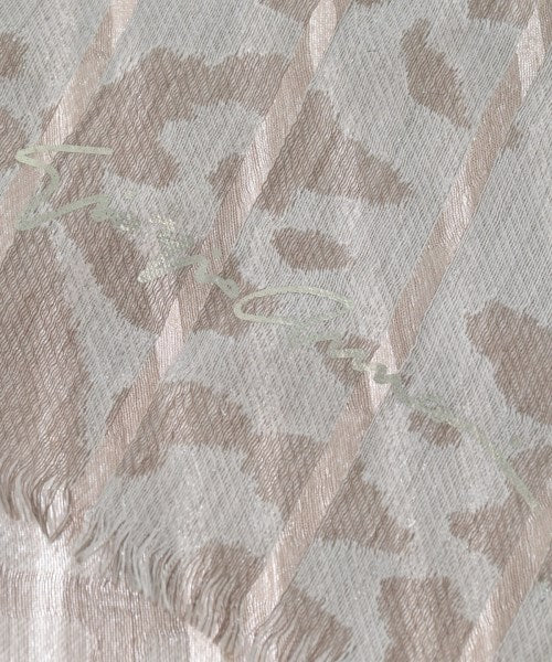 GIORGIO ARMANI ผ้าคลุมไหล่