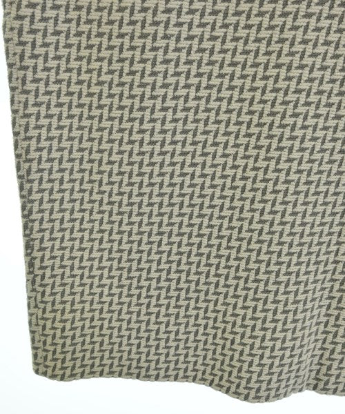 GIORGIO ARMANI กระโปรงยาวถึงเข่า