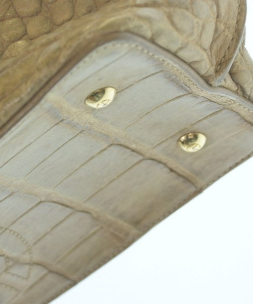 GIORGIO ARMANI กระเป๋าถือ