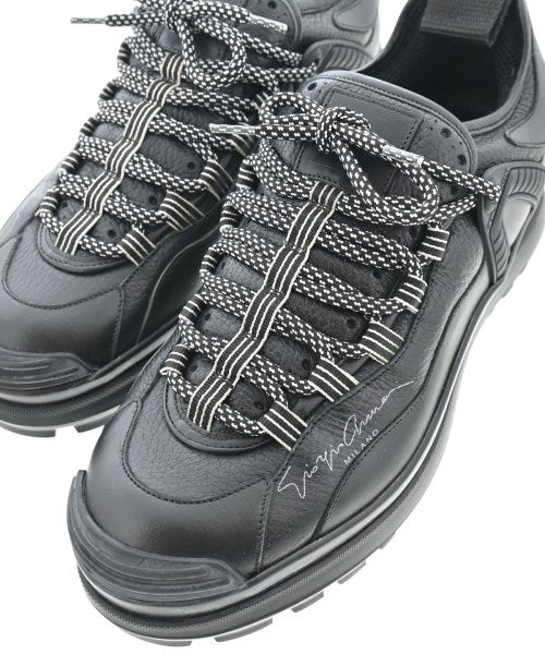 GIORGIO ARMANI รองเท้าผ้าใบ