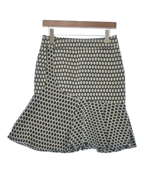 EMPORIO ARMANI กระโปรงยาวถึงเข่า