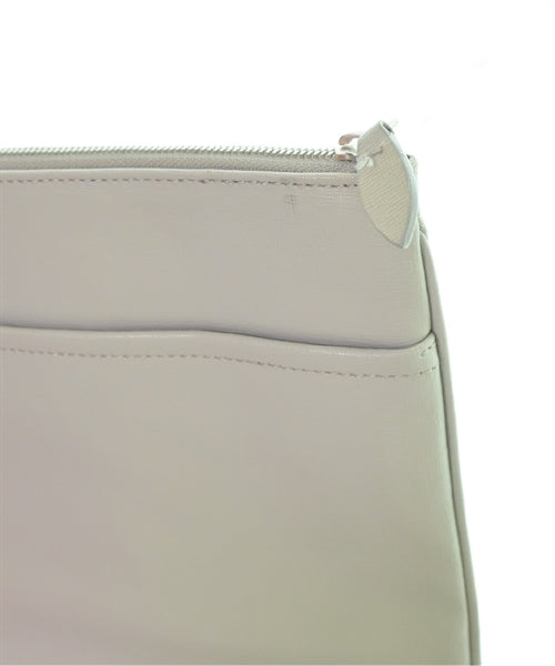 EMPORIO ARMANI คลัตช์