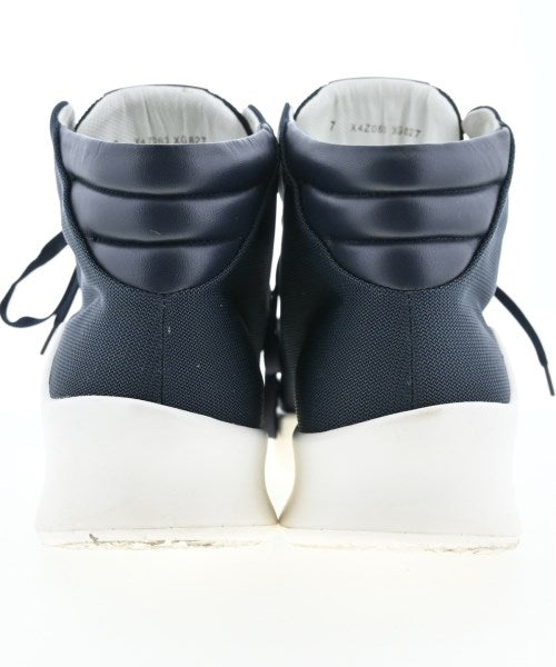 EMPORIO ARMANI รองเท้าผ้าใบ