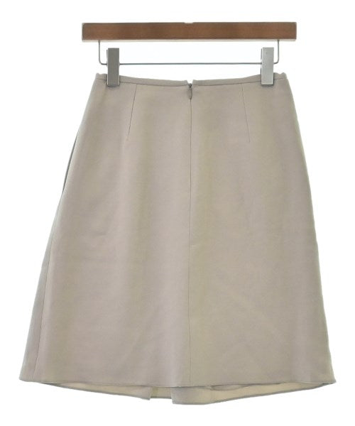 EMPORIO ARMANI กระโปรงยาวถึงเข่า